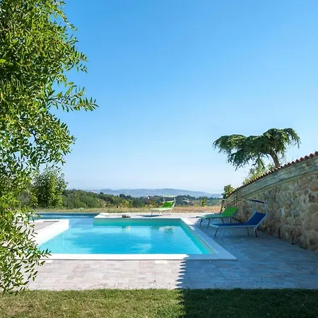 Awesome In Monteccicardo With 4 Bedrooms, Wifi And Outdoor Swimming Pool Сasa de vacaciones Monteciccardo