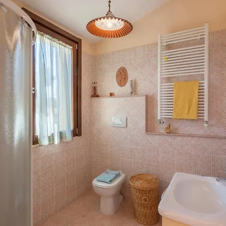 Holiday home Awesome In Monteccicardo With 4 Bedrooms, Wifi And Outdoor Swimming Pool Monteciccardo
